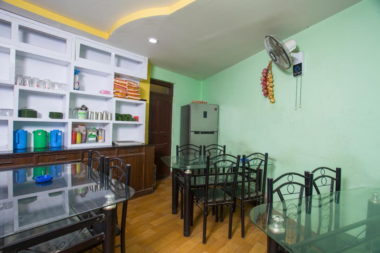 Oyo 161 Ram Janaki Hotel Kathmandu Ngoại thất bức ảnh