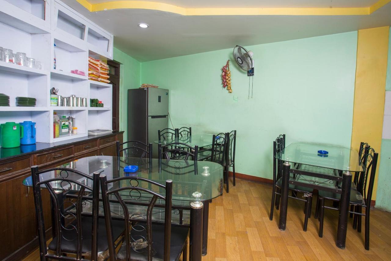Oyo 161 Ram Janaki Hotel Kathmandu Ngoại thất bức ảnh